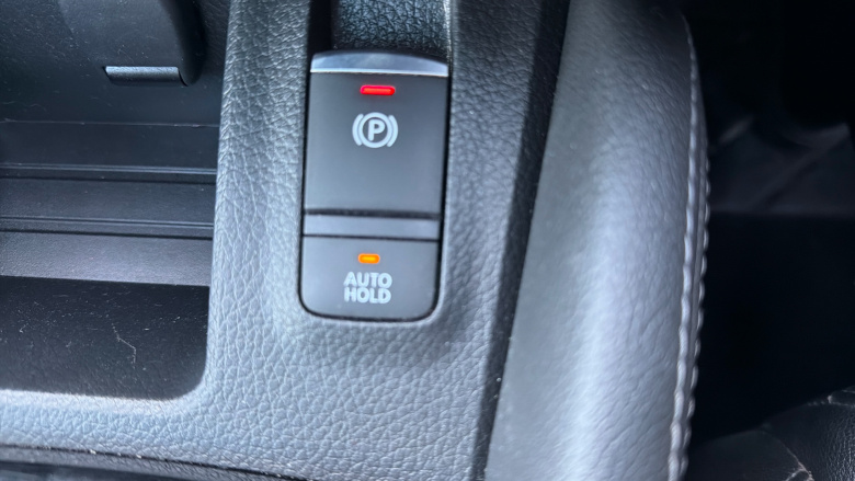 Nissan Qashqai 1.3 DiG-T 160 Tekna 5dr Petrol Hatchback